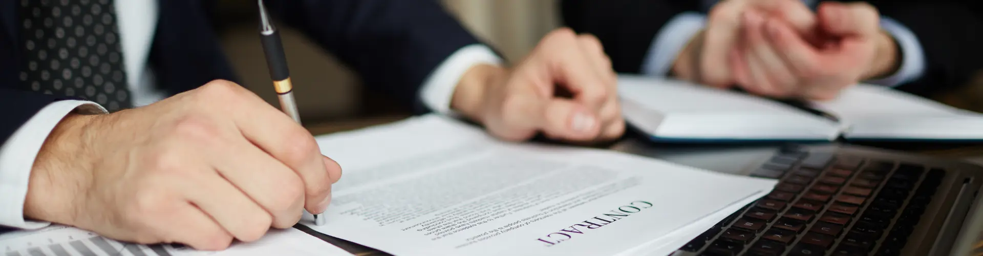 现在打电话购买法律咨询服务